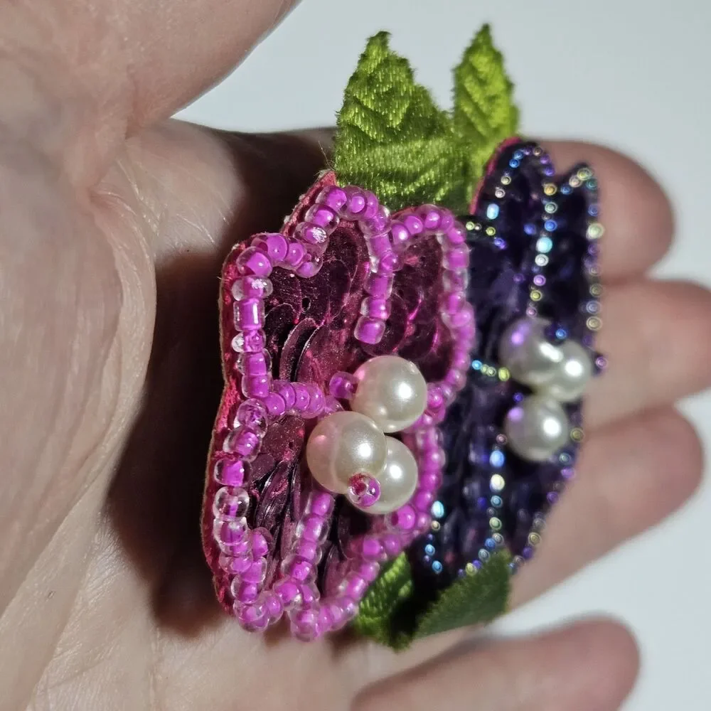 Avon Vintage Purple Pink Sequin Flower Faux Pearl Brooch Pin